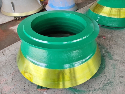 HP300 HP500 Granite Mantle และ Bowl Liner Granite Hydraulic Jaw Crusher Wear Parts