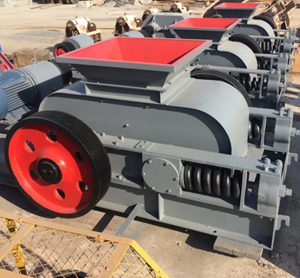 Quartz Smooth Double Roller Crusher ทำทรายสีน้ำเงินสีเหลืองเหล็กสีเทา， เครื่องบดสำหรับถ่านหินที่มีสองลูกกลิ้ง