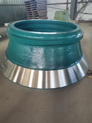 Cone Crusher แมงกานีสหล่อ Mantle Bowl Liner Suit สำหรับ  H3800 4800 CH440 CS440 HP300 Metso