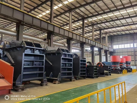 การขุดหินแกรนิต Jaw Crusher Machine PE900 * 1200 100 TPH Stone Crusher Plant