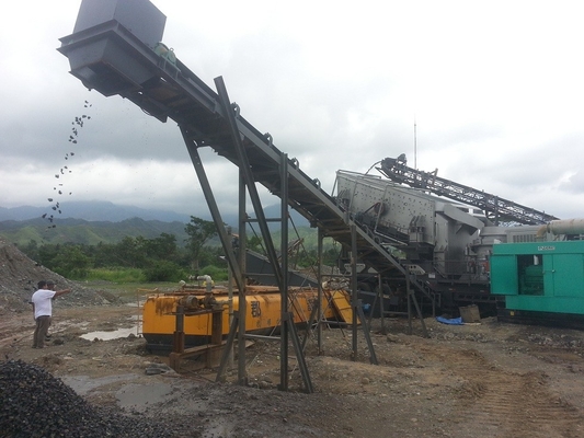 PEW1100 300Kw เครื่องบดแบบพกพา Crusher เครื่องจักรก่อสร้างในเหมืองแร่และเหมืองหิน