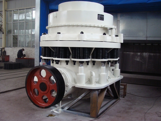 480 TPH Spring Cone Crusher Machine Mn13Cr2 PYB 600 อุปกรณ์บดและขุด