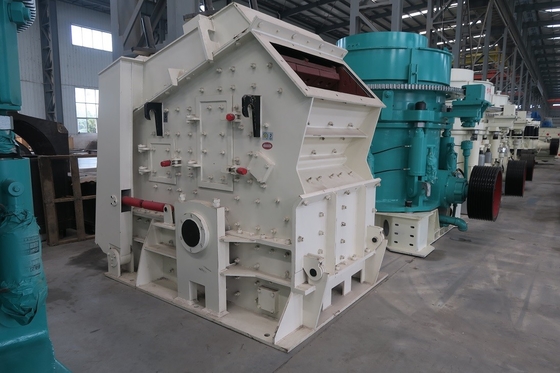 เครื่องบดหินกระแทกแนวนอน 200Kw PF1315 เครื่องบดย่อย Dolomite