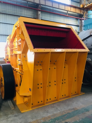 Mobile PF1320 Impact Crusher Machine 315Kw Rocks Stone Processing Machinery