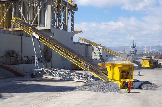 Multi Function Stacking Transfer Belt Conveyor B650 บริการขนถ่ายสินค้าจำนวนมาก