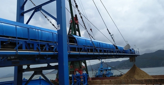 สายพานลำเลียงแบบเคลื่อนย้ายได้ทางไกล มือถือเหล็กแร่ถ่านหินซีเมนต์กว้างเข็มขัด