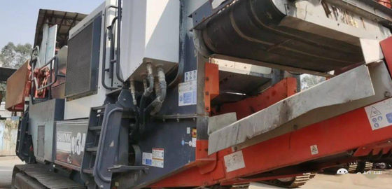 QJ341 เครื่องบดมือถือมือสองแบบพกพา Track Jaw Crusher ผลิตในปี 2015