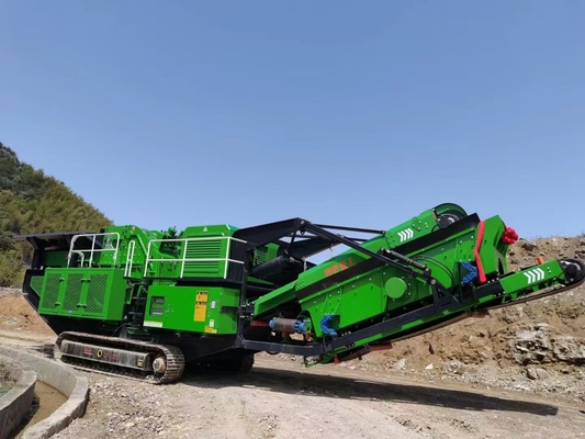 C106 Crawler Type Crushers มือถือและ Screeners 600 × 900 หินแกรนิตแบบพกพาขนาดเล็ก Gravel
