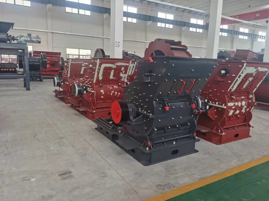 30 - 70 TPH Hammer Crusher Machine อุตสาหกรรม Rock Stone Gold Mining Hammer Mill